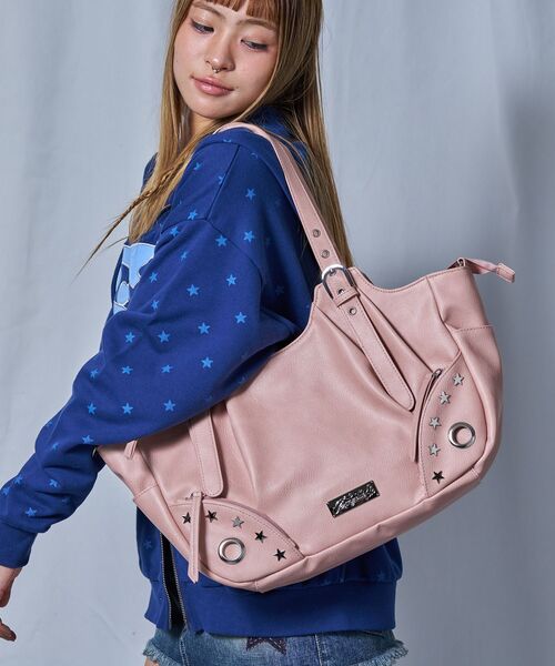SEQUENZ(シークエンズ)の「※WEB限定 / フェイクレザー&フェイクスウェード / スタースタッズ&ハトメハンドバッグ / sqnz star eyelet bag(トートバッグ・レディース・ピンク/ベージュ系その他3/ブラック・FREE)」の22枚目の写真