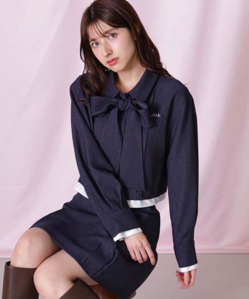 JILL by JILL STUART（ジルバイジルスチュアート）の「ヘムレイヤードクロップドシャツ（シャツ/ブラウス・レディース・ブルー系その他/ネイビー/ピンク・FREE）」の5枚目の写真