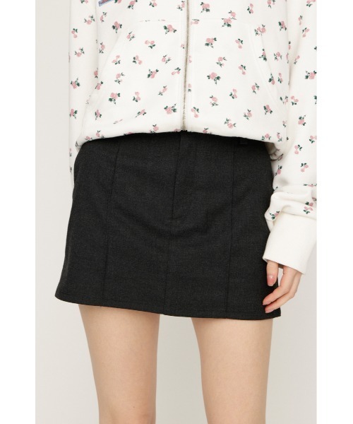 SLY（スライ）の「SKIRT LIKE S/PT スカートライク ショートパンツ 春服（スラックス・レディース・チャコールグレー/ネイビー・0/1）」の3枚目の写真