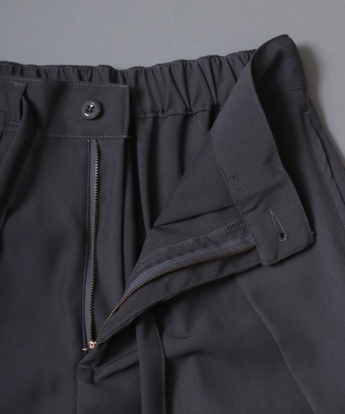 SITRY（シトリー）の「Gabardine Drape Wide Skirt Pants/ギャバジン ドレープ スカートパンツ ワイドパンツ スラックス 袴パンツ レディース メンズ（スラックス・メンズ・チャコール/アイボリー/ブラック・L/M）」の7枚目の写真