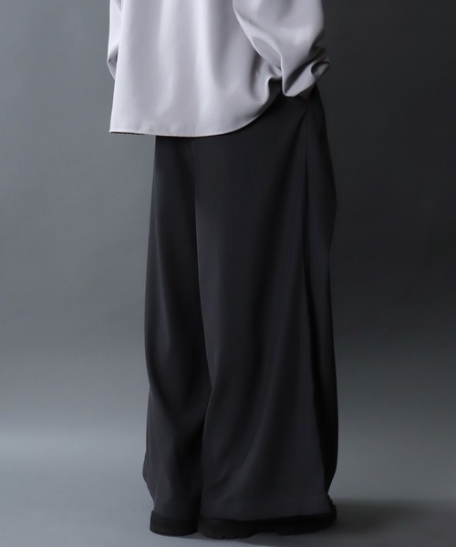SITRY（シトリー）の「Gabardine Drape Wide Skirt Pants/ギャバジン ドレープ スカートパンツ ワイドパンツ スラックス 袴パンツ レディース メンズ（スラックス・メンズ・チャコール/アイボリー/ブラック・L/M）」の21枚目の写真