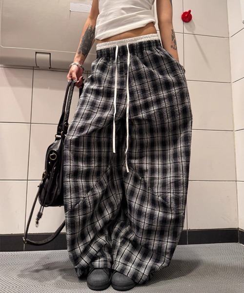 Ressaca(レサーカ)の「ワイドシルエットダブルウエストチェック柄パンツ(その他パンツ・レディース・ブラック・M/L)」の12枚目の写真