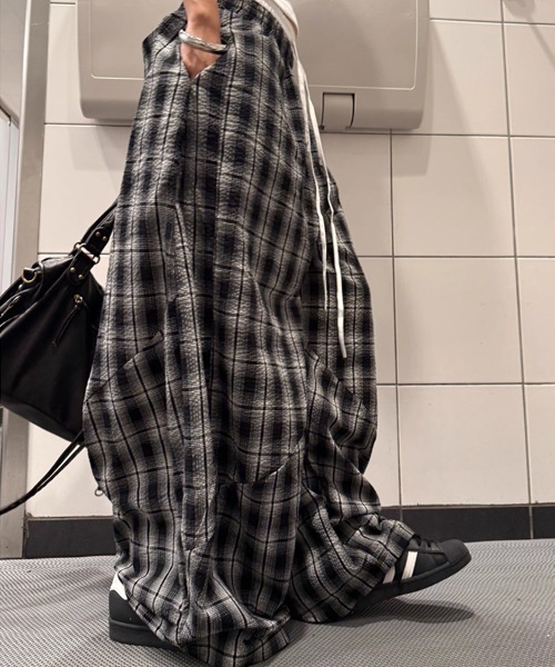 Ressaca(レサーカ)の「ワイドシルエットダブルウエストチェック柄パンツ(その他パンツ・レディース・ブラック・M/L)」の14枚目の写真