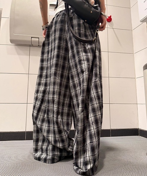 Ressaca(レサーカ)の「ワイドシルエットダブルウエストチェック柄パンツ(その他パンツ・レディース・ブラック・M/L)」の15枚目の写真