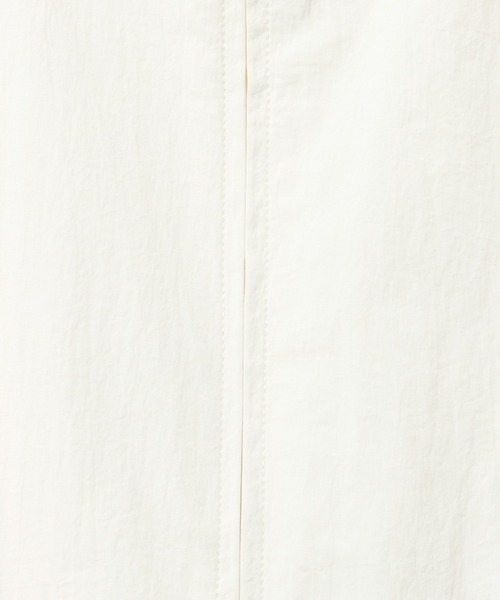 LEPSIM(レプシィム)の「WZIPギャザーブルゾン 634190(ブルゾン・レディース・ブラック/グリーン系その他/アイボリー・FREE)」の6枚目の写真