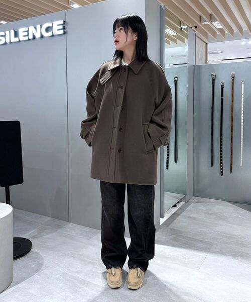 INSILENCE WOMEN(インサイレンスウーマン)の「ブラシドストレートフィットデニム BLUE(デニムパンツ・レディース・その他・S/M/XS/L)」の11枚目の写真