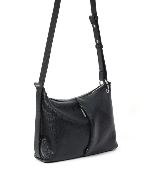Beau're(ヴュレ)の「【BEAURE】カウレザー 3WAY ショルダー B-25325(ショルダーバッグ・レディース・ブラック/シルバー・FREE)」の14枚目の写真