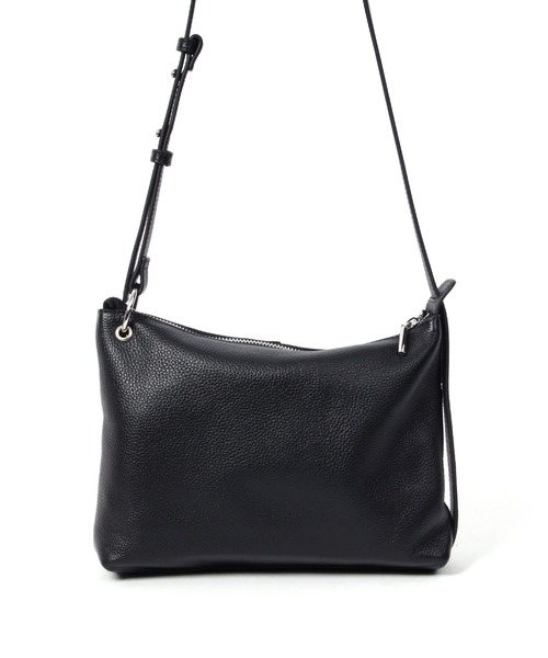 Beau're(ヴュレ)の「【BEAURE】カウレザー 3WAY ショルダー B-25325(ショルダーバッグ・レディース・ブラック/シルバー・FREE)」の13枚目の写真