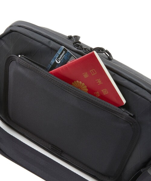 beruf baggage(ベルーフバゲッジ)の「【beruf baggage】《X-PAC(R)》スリングパック URBAN EXPLORER 6.0(brf-GR21)(ショルダーバッグ・メンズ・ブラック・FREE)」の7枚目の写真