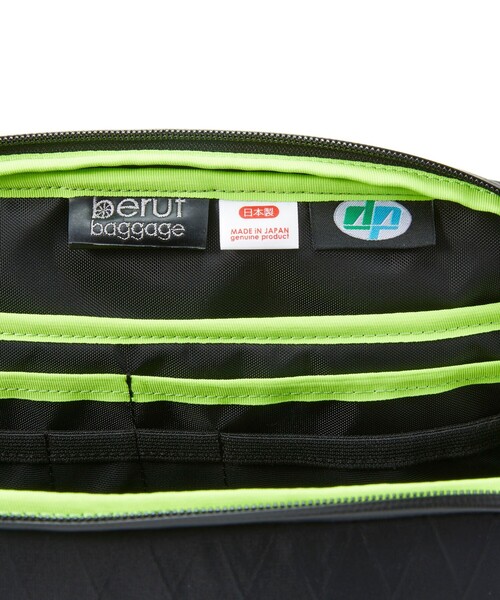 beruf baggage(ベルーフバゲッジ)の「【beruf baggage】《X-PAC(R)》スリングパック URBAN EXPLORER 6.0(brf-GR21)(ショルダーバッグ・メンズ・ブラック・FREE)」の12枚目の写真