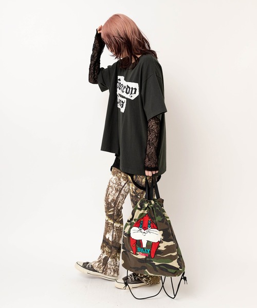 RNA(アールエヌエー)の「E5219 WASH OUTラビットナップBAG(バックパック/リュック・レディース・カモフラージュ/ブルー/ブラック・FREE)」の9枚目の写真