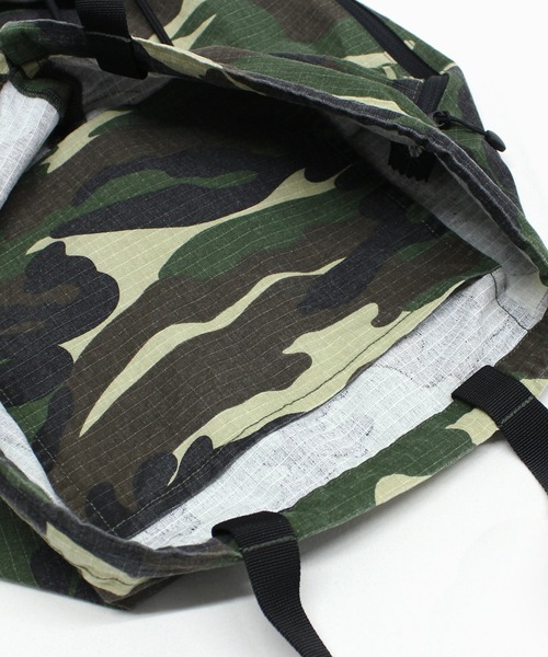 RNA（アールエヌエー）の「E5219 WASH OUTラビットナップBAG（バックパック/リュック・レディース・カモフラージュ/ブルー/ブラック・FREE）」の21枚目の写真