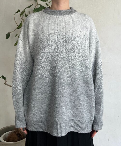 un dix cors（アンディコール）の「ラメグラデーションチュニックプルオーバー（ニット/セーター・レディース・グレー/チャコールグレー/ベージュ・FREE）」の6枚目の写真