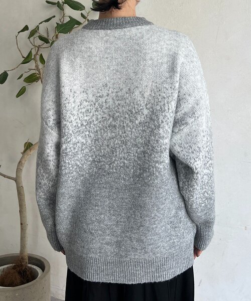 un dix cors（アンディコール）の「ラメグラデーションチュニックプルオーバー（ニット/セーター・レディース・グレー/チャコールグレー/ベージュ・FREE）」の8枚目の写真