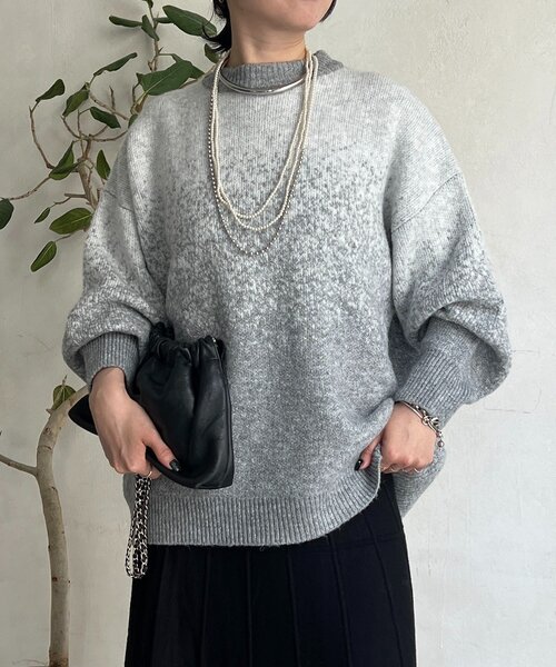 un dix cors（アンディコール）の「ラメグラデーションチュニックプルオーバー（ニット/セーター・レディース・グレー/チャコールグレー/ベージュ・FREE）」の16枚目の写真