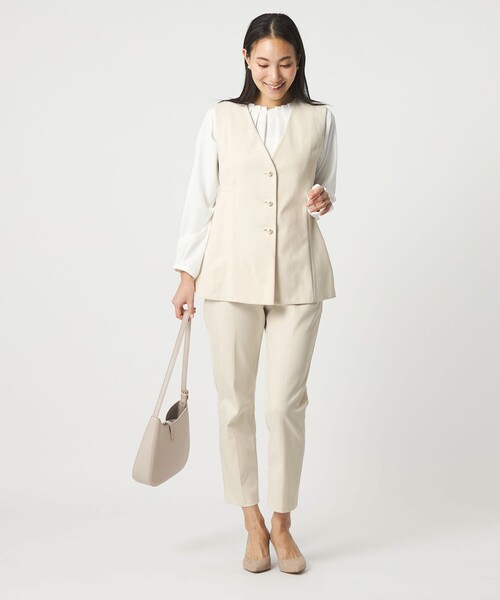 A DAY IN THE LIFE UNITED ARROWS(アデイインザライフユナイテッドアローズ)の「ダブルニット テーパードパンツ ‐セットアップ対応・ウォッシャブル‐<A DAY IN THE LIFE>(スラックス・レディース・ブラック/ネイビー/オフホワイト・38/40/36)」の8枚目の写真