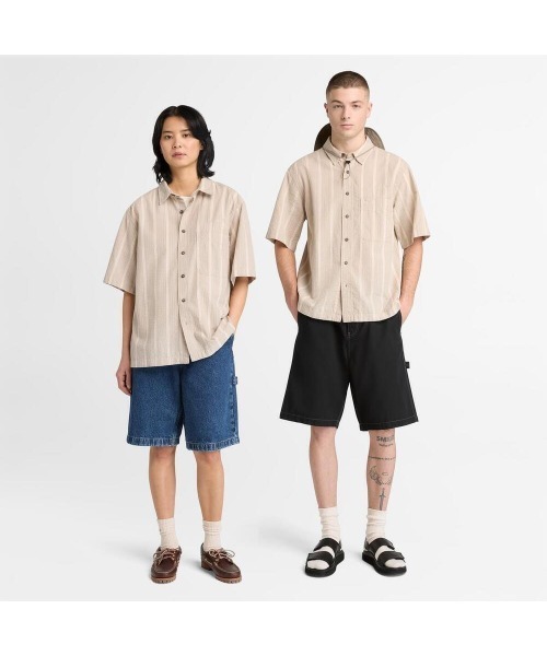 Timberland（ティンバーランド）の「ライトウェイト シャツ ユニセックス（シャツ/ブラウス・メンズ・ライトカーキ・LARGE/MEDIUM/X-LARGE）」の2枚目の写真
