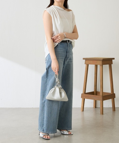 COLLAGE GALLARDAGALANTE（コラージュガリャルダガランテ）の「アシメタックフレンチTシャツ/WEB限定カラー展開（Tシャツ/カットソー・レディース・オフホワイト/ブラック/ブラウン/ネイビー・FREE）」の5枚目の写真