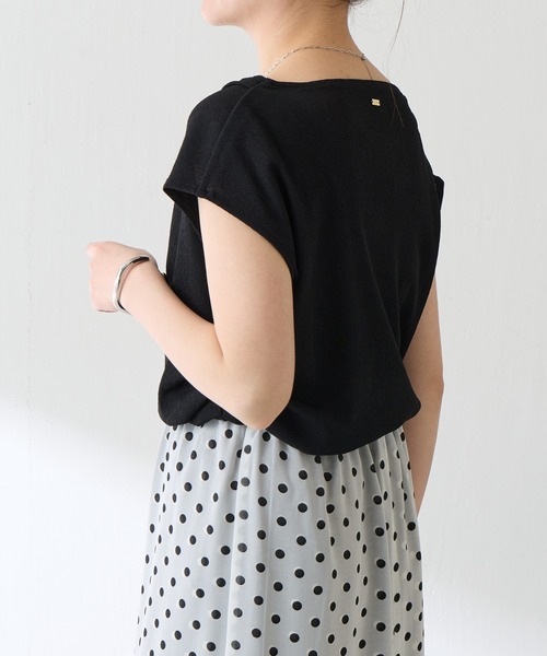 COLLAGE GALLARDAGALANTE（コラージュガリャルダガランテ）の「アシメタックフレンチTシャツ/WEB限定カラー展開（Tシャツ/カットソー・レディース・オフホワイト/ブラック/ブラウン/ネイビー・FREE）」の9枚目の写真