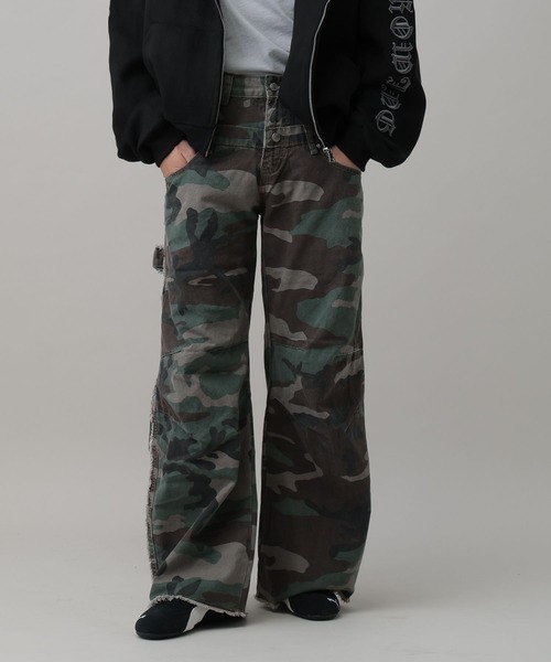 LAND MUSEUM（ランドミュージアム）の「LAND MUSEUM／カモフリンジバギーパンツ（その他パンツ・メンズ・カーキ・LARGE/MEDIUM）」の13枚目の写真