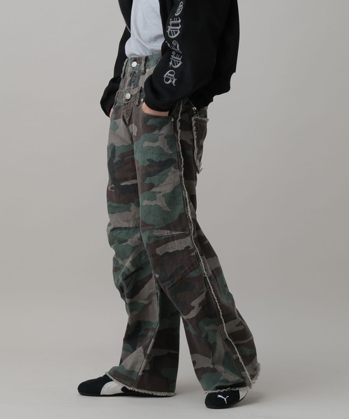 LAND MUSEUM（ランドミュージアム）の「LAND MUSEUM／カモフリンジバギーパンツ（その他パンツ・メンズ・カーキ・LARGE/MEDIUM）」の14枚目の写真