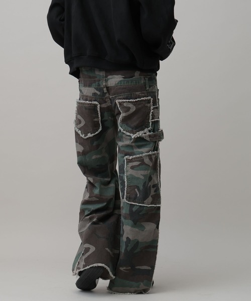LAND MUSEUM（ランドミュージアム）の「LAND MUSEUM／カモフリンジバギーパンツ（その他パンツ・メンズ・カーキ・LARGE/MEDIUM）」の16枚目の写真