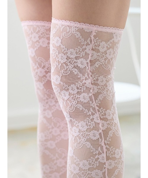 tutuanna(チュチュアンナ)の「ピコット付き総レースオーバーニーソックス70cm丈(ソックス/靴下・レディース・ベビーピンク/サックスブルー/ブラック/キナリ・M)」の8枚目の写真