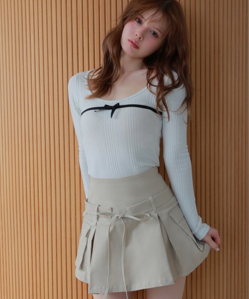 M DOLLY(エムドリー)の「ribbon fata knit tops/リボンファタニットトップス(ニット/セーター・レディース・グレー/ホワイト・FREE)」の2枚目の写真