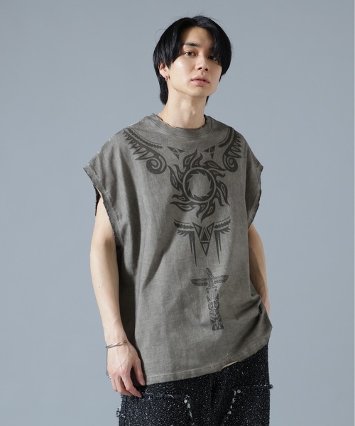 DANKE SCHON（ダンケシェーン）の「DankeSchon/ダンケシェーン/SPRAY BURN NOSLEEVE REDHOT（Tシャツ/カットソー・メンズ・ベージュ・L/M）」の2枚目の写真