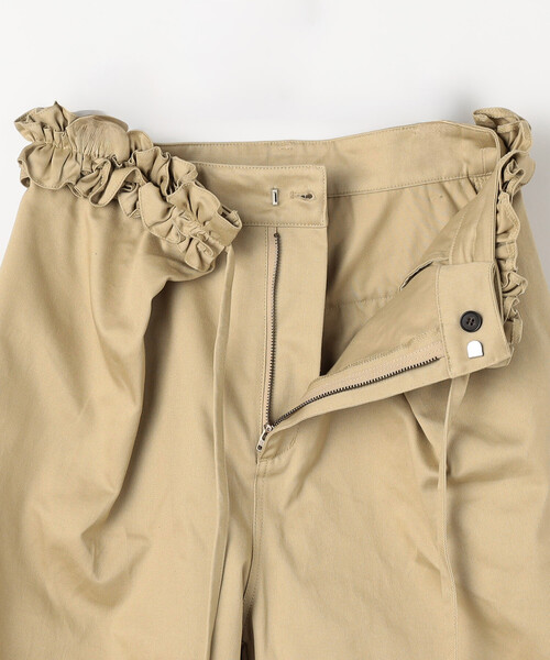 FREAK'S STORE(フリークスストア)の「crinkle crinkle crinkle/クリンクルクリンクルクリンクル frill belt chino pants/フリル ベルト チノパンツ(チノパンツ・レディース・ベージュ・0/1)」の7枚目の写真
