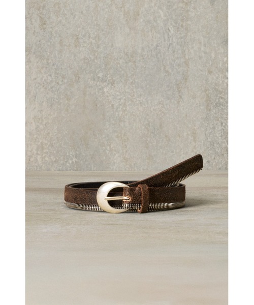 Desigual(デシグアル)の「【Desigual Studio】ジップ風ディテール ゴールドバックルレザーベルト(ベルト・レディース・ブラウン・M/L/S)」の2枚目の写真