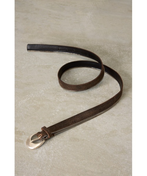 Desigual(デシグアル)の「【Desigual Studio】ジップ風ディテール ゴールドバックルレザーベルト(ベルト・レディース・ブラウン・M/L/S)」の3枚目の写真