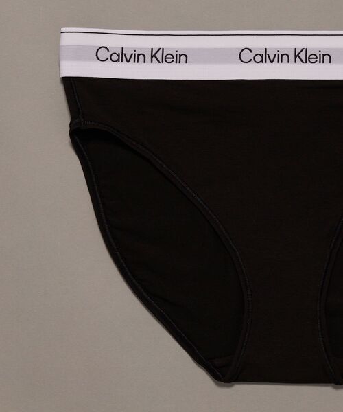 Calvin Klein（カルバン・クライン）の「Icon Cotton  ロゴ コットン ハイウェスト ビキニ ショーツ（ショーツ・レディース・ライトグレー/ブラック・XS/L/M/S）」の9枚目の写真