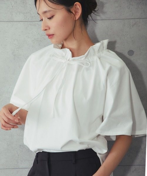 SMILE ORCHID(スマイルオーキッド)の「綿100%2WAYフリルネックtシャツ(Tシャツ/カットソー・レディース・ブラック/ホワイト・FREE)」の5枚目の写真