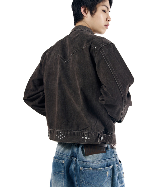AAKAM(アーカム)の「Frontier Studded Jacket (Brown)(その他アウター・レディース・その他・1/2)」の2枚目の写真