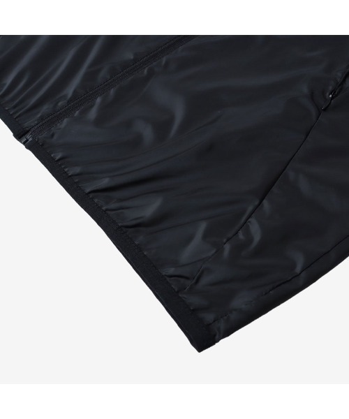 Reebok(リーボック)の「ラックス スピード フルジップジャケット / LUX SPEED FULL ZIP JACKET(マウンテンパーカー・レディース・パープル/ブラック・X-SMALL/SMALL/MEDIUM/LARGE)」の10枚目の写真