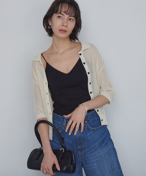 green label relaxing(グリーンレーベルリラクシング)の「Vネックキャミソール / カップインナー(キャミソール・レディース・ダークブラウン/オフホワイト/ブラック・S/M)」の3枚目の写真