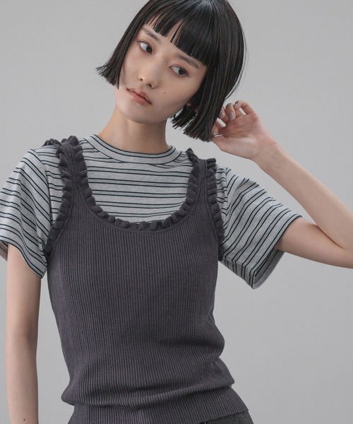 LOWRYS FARM（ローリーズファーム）の「フリルニットタンク 638448（タンクトップ・レディース・アイボリー/ブラック/チャコールグレー・FREE）」の4枚目の写真