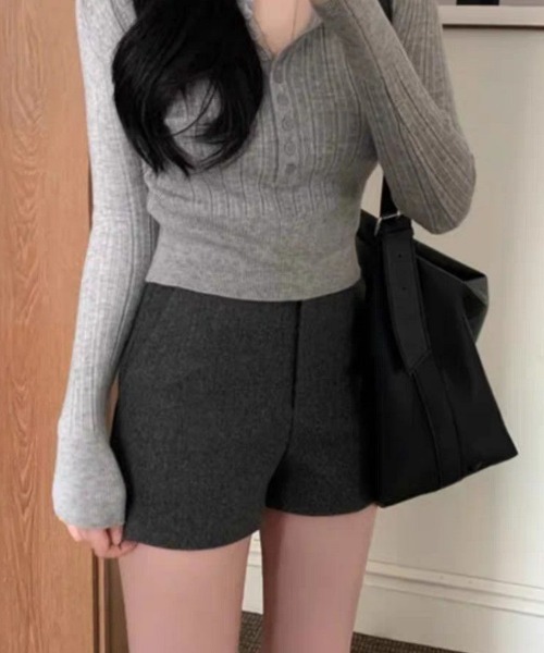 Ritzy(リッツィー)の「ウールライクきれいめショートパンツ(その他パンツ・レディース・グレー/ブラック・M/S/XL/L)」の3枚目の写真