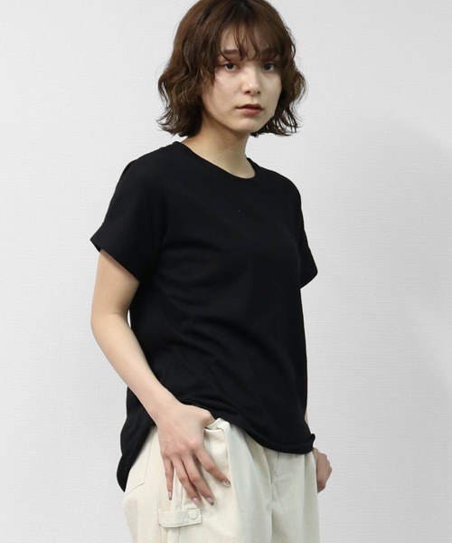 THE CELL.(ザセルドット)の「綿スラブ 袖ロールUP Tシャツ COTTON SLUB ROLL-UP T-SHIRT(Tシャツ/カットソー・レディース・ブラック/オフホワイト/ピンク・FREE)」の19枚目の写真
