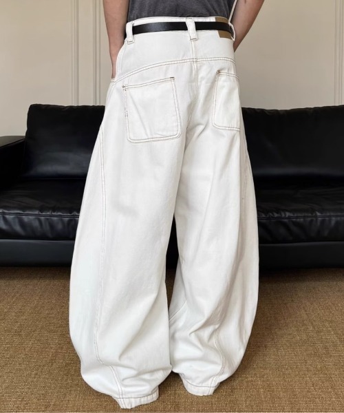 link lot(リンクロット)の「ステッチデザインストレートデニムパンツ(デニムパンツ・メンズ・ブラック/ホワイト・L/M)」の8枚目の写真