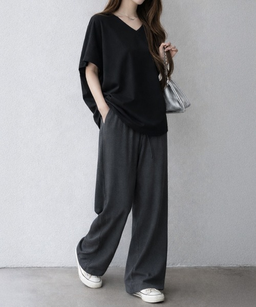 by LEGNA(バイレグナ)の「コクーン半袖トップス前後Vネック(Tシャツ/カットソー・レディース・グレイッシュベージュ/ブラック/アイボリー/杢グレー/ダークグレー/ベージュ・FREE)」の8枚目の写真