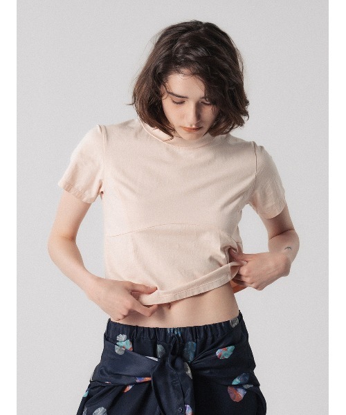 ELCHELE（エルチェレ）の「PIGMENT CROPPED TEE（Tシャツ/カットソー・レディース・コーラル/スミクロ/ブラウン/オフホワイト・FREE）」の6枚目の写真