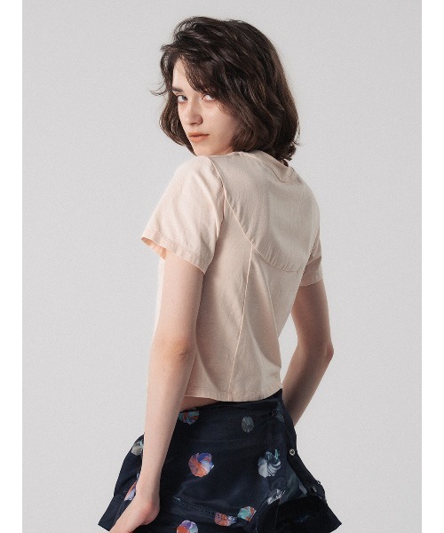 ELCHELE（エルチェレ）の「PIGMENT CROPPED TEE（Tシャツ/カットソー・レディース・コーラル/スミクロ/ブラウン/オフホワイト・FREE）」の7枚目の写真