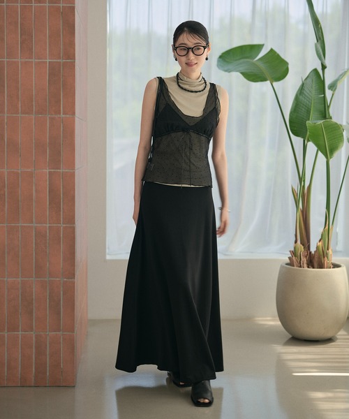 LAULEN(ローレン)の「smooth flare minimal long skirt /スムースフレアミニマルロングスカート(スカート・レディース・ブラック/グレー・S/M)」の13枚目の写真