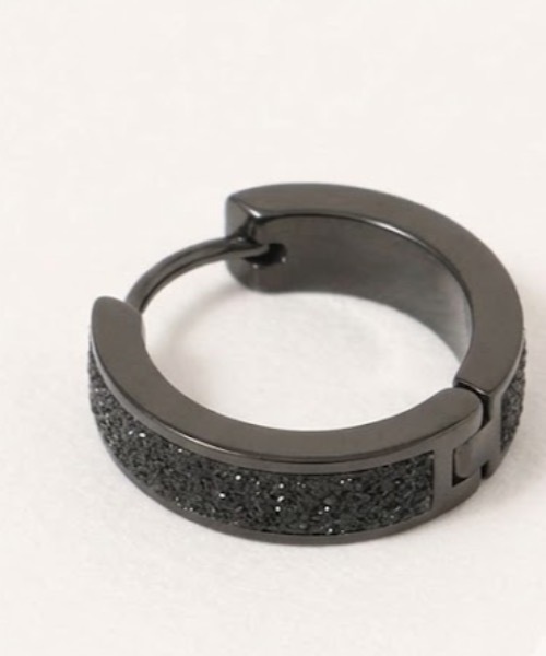 MONOCHROME(モノクローム)の「グリッターテクスチャーミニマルフープピアス(ピアス(両耳用)・メンズ・ブラック/シルバー/ゴールド/シルバー×ゴールド・FREE)」の9枚目の写真