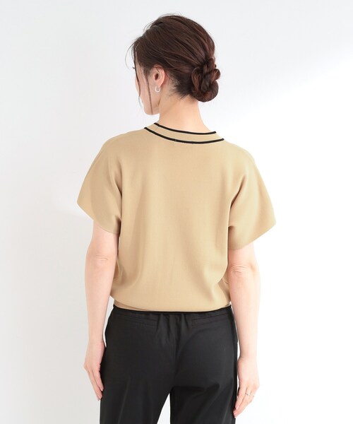 SHOO・LA・RUE(シューラルー)の「【毎日洗える/ひんやり/UV/S-LL】 毛玉になりにくい配色ボウタイ半袖ニット(ニット/セーター・レディース・ベージュ/ネイビー/アイボリー/サックスブルー・04/03/02/01)」の10枚目の写真