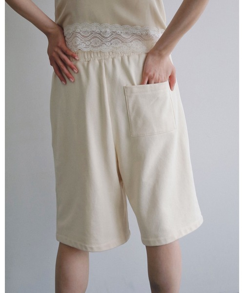 anuke(アンヌーク)の「Embroidery Half Pants(その他パンツ・レディース・ネイビー/クリーム/ブラウン・38inch/36inch)」の17枚目の写真