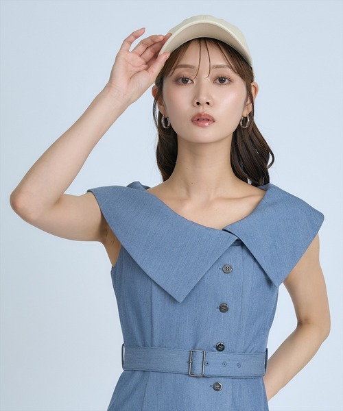 AND COUTURE(アンドクチュール)の「アシメビックカラー前ボタンワンピース(ワンピース・レディース・アイボリー/ブルー/ネイビー・FREE)」の7枚目の写真