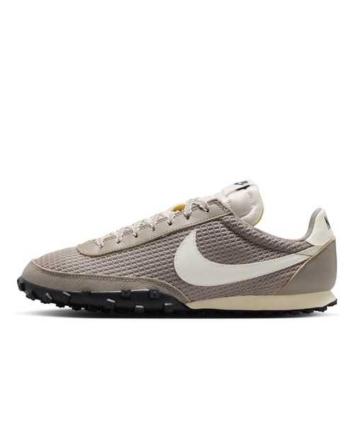 NIKE(ナイキ)の「WAFFLE RACER SE IM8673-001(スニーカー・メンズ・グレー・27.0cm/26.5cm/26.0cm/25.0cm/25.5cm/29.0cm/28.5cm/28.0cm/27.5cm)」の1枚目の写真